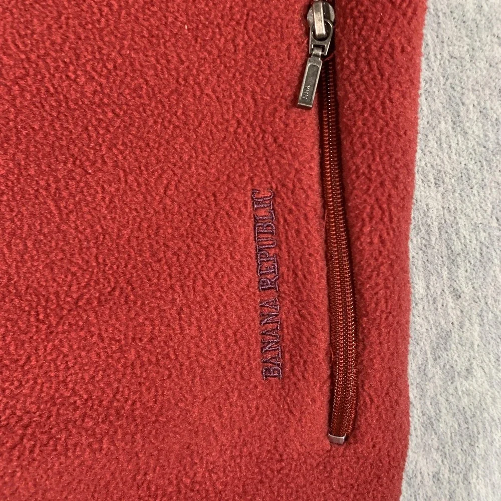 Banana Republic brand banana